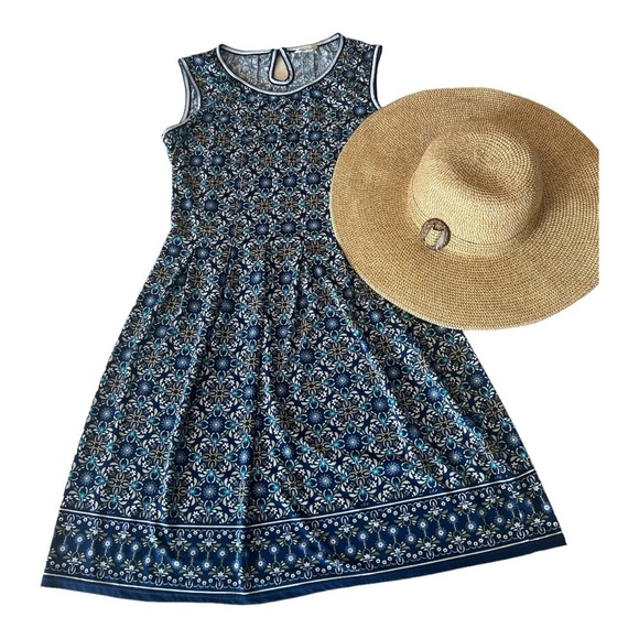 Max Studio Blue Yellow Pleated High Neckline Sleeveless Shift Dress Mini XS - Picture 1 of 12